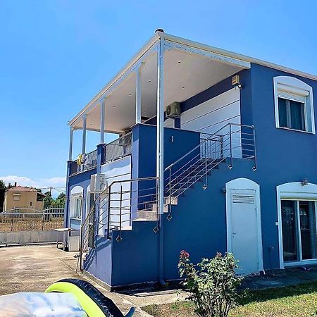 Villa Blue House Karianí Esterno foto